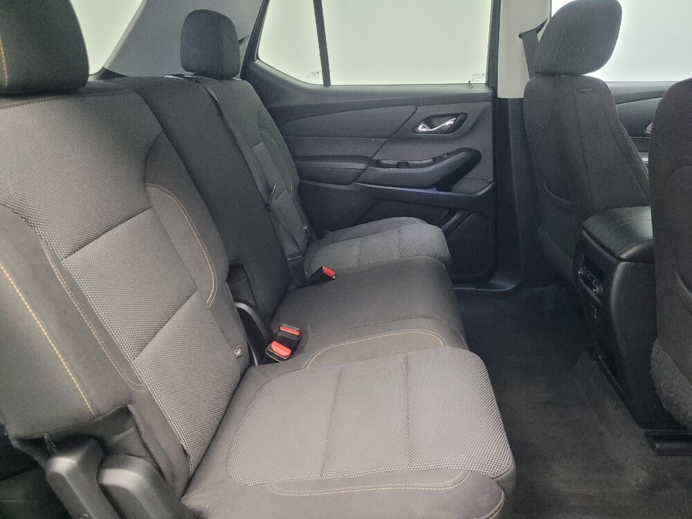 2020 Chevrolet Traverse in Ft Wayne, IN 46805 - 18091377 19