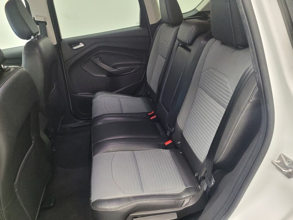 2019 Ford Escape in Riverside, CA 92504 - 18091378 18