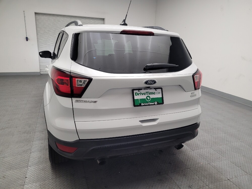 2019 Ford Escape in Riverside, CA 92504 - 18091378 6