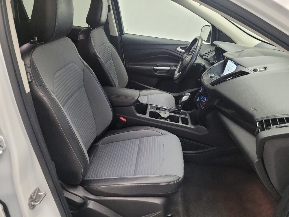 2019 Ford Escape in Riverside, CA 92504 - 18091378 21