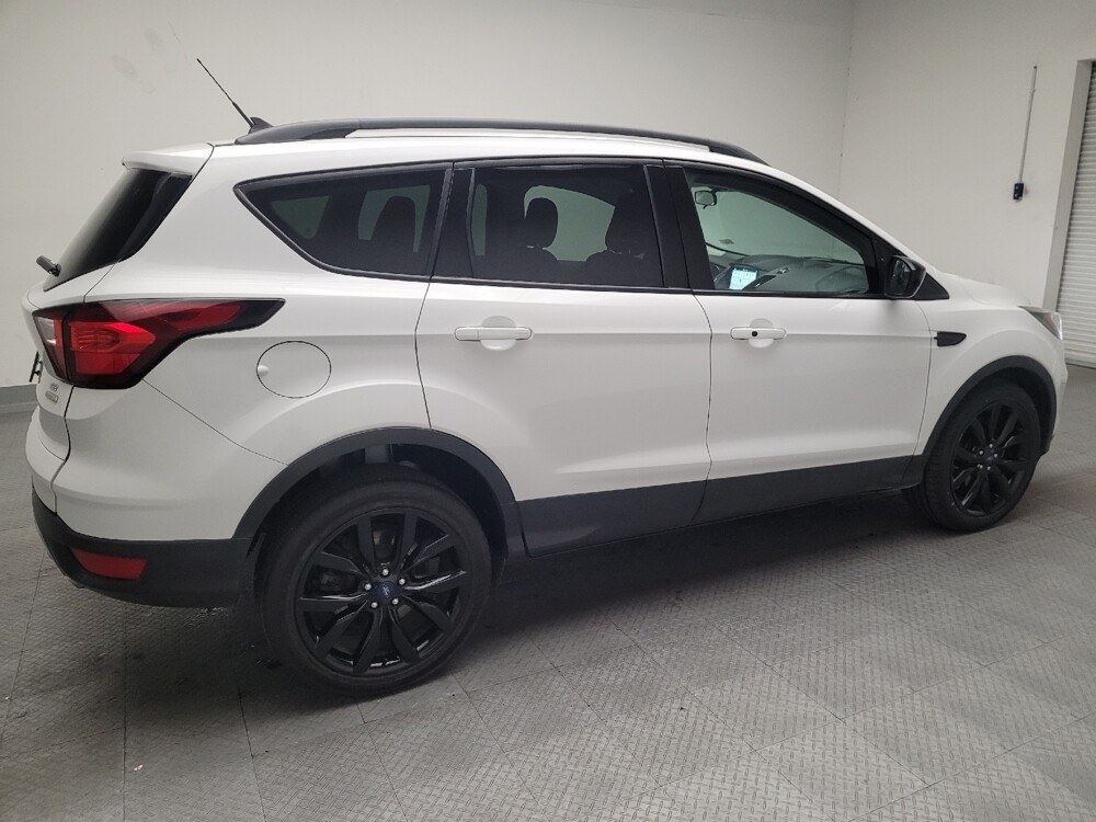 2019 Ford Escape in Riverside, CA 92504 - 18091378 10