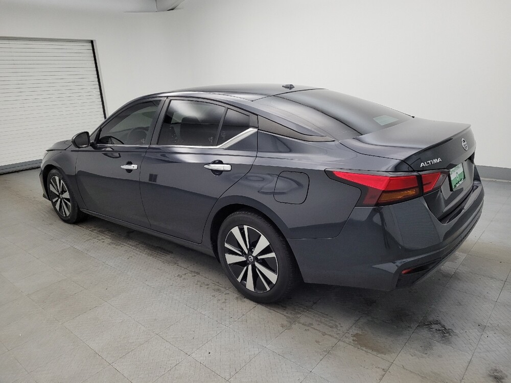 2022 Nissan Altima in Miamisburg, OH 45342 - 18091379 3