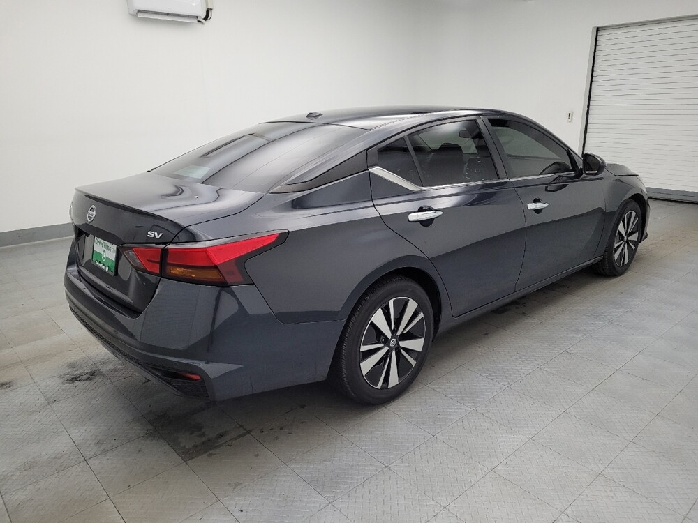 2022 Nissan Altima in Miamisburg, OH 45342 - 18091379 10