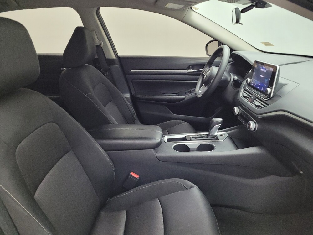 2022 Nissan Altima in Miamisburg, OH 45342 - 18091379 21