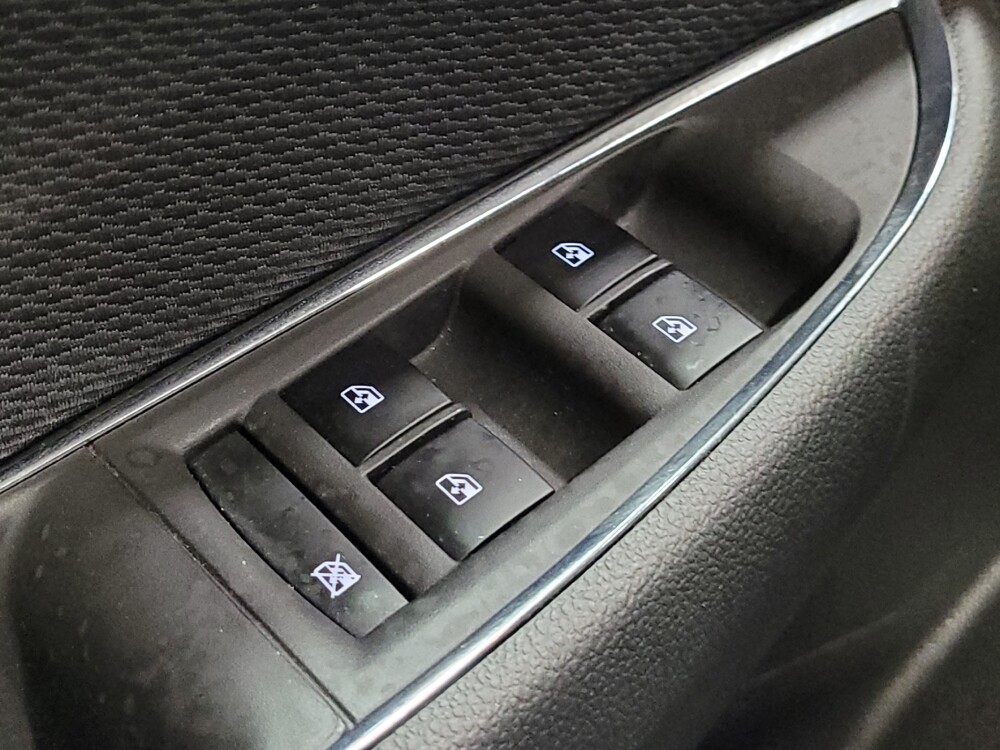 2019 Chevrolet Cruze in Glen Burnie, MD 21061 - 18091386 27