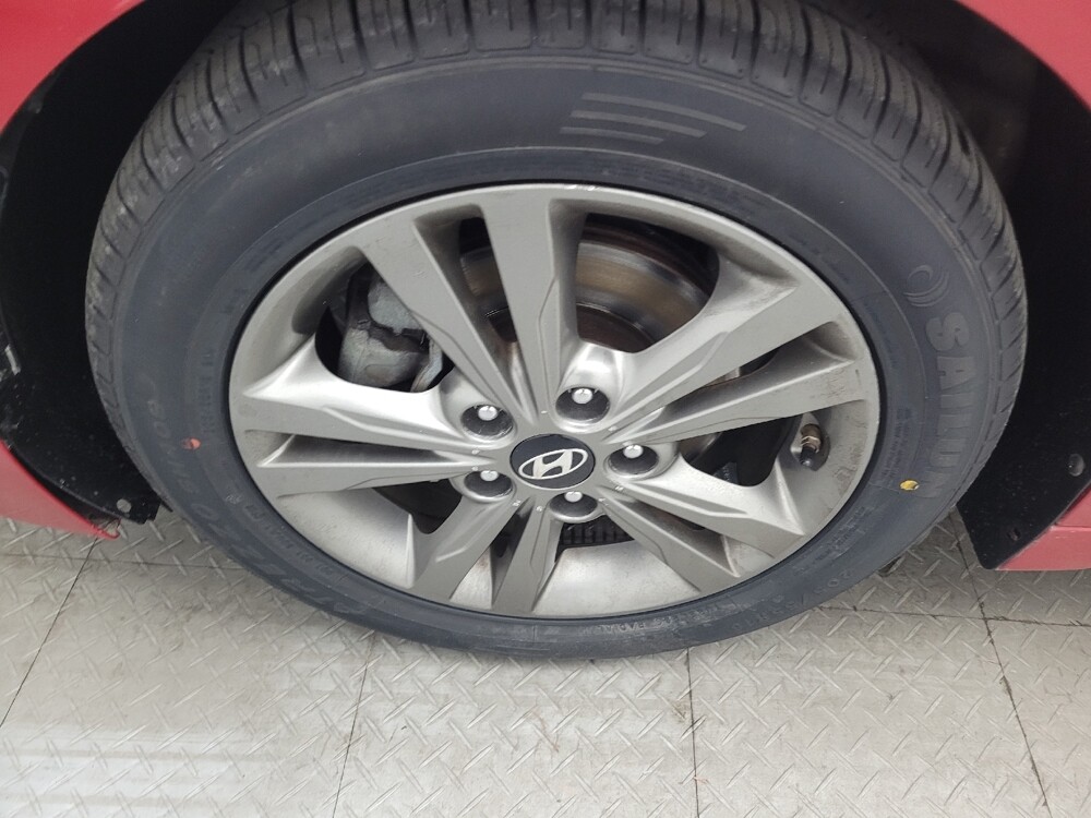 2018 Hyundai Elantra in Raleigh, NC 27604 - 18091388 31