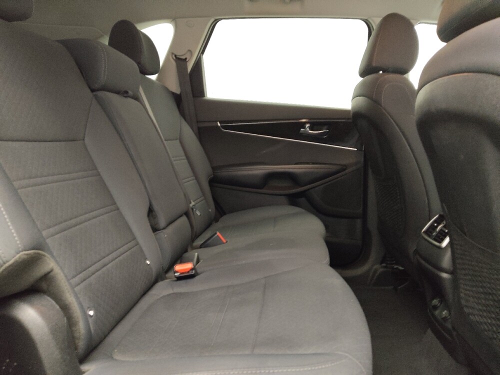 2019 Kia Sorento in Colorado Springs, CO 80909 - 18091389 19