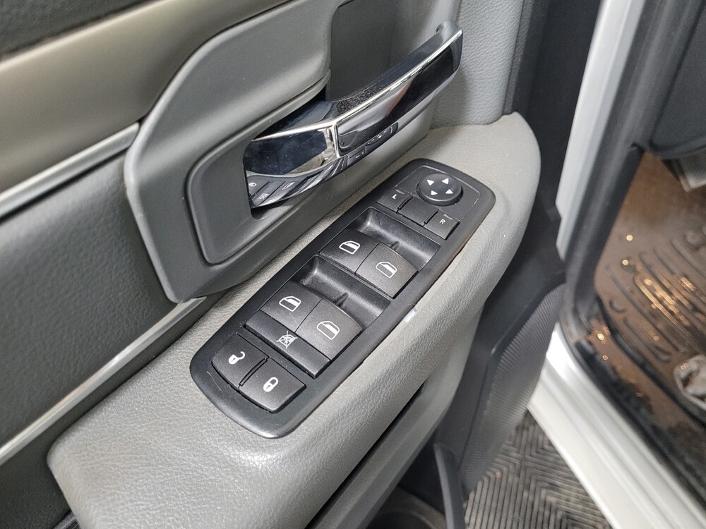 2015 RAM 1500 in Langhorne, PA 19047 - 18091399 27