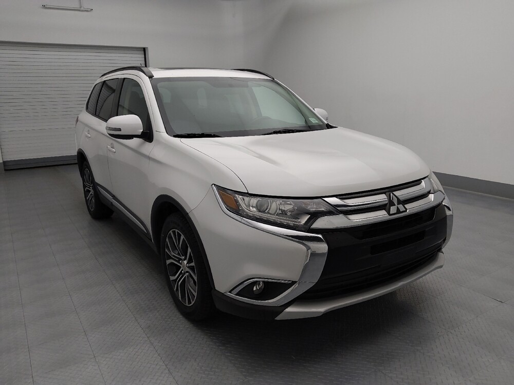 2016 Mitsubishi Outlander in St. Louis, MO 63136 - 18091400 13