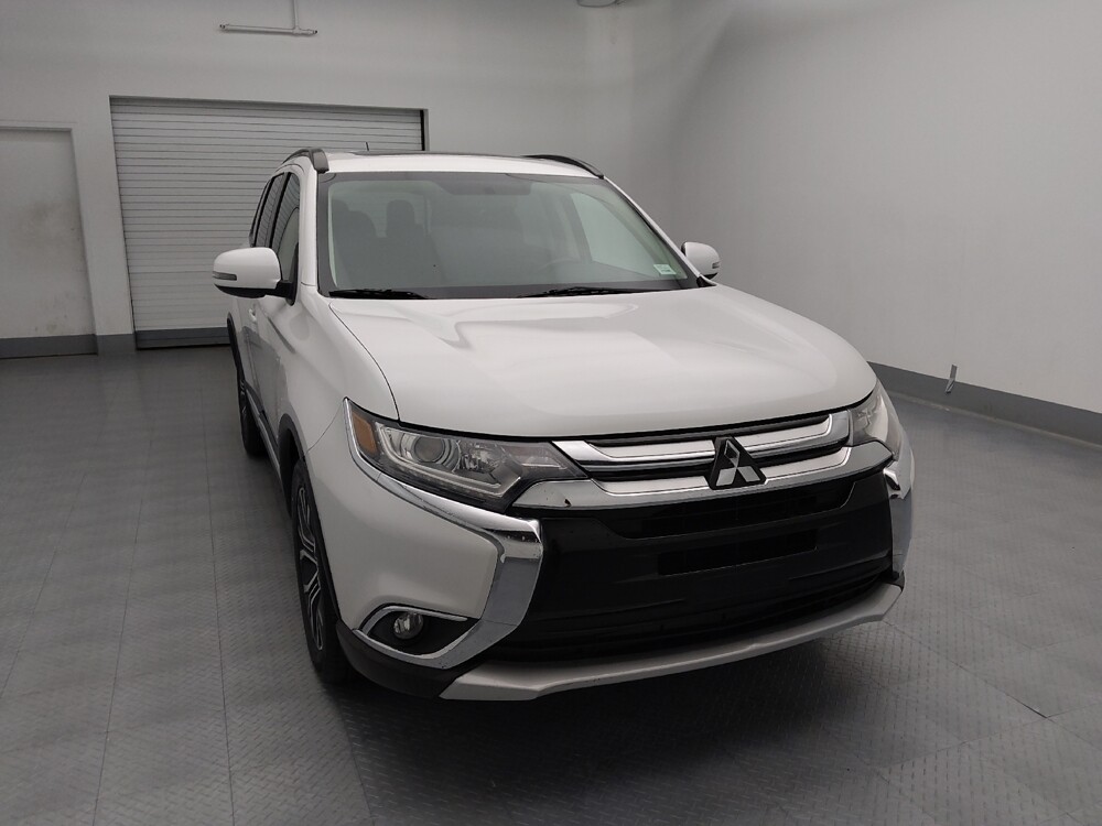 2016 Mitsubishi Outlander in St. Louis, MO 63136 - 18091400 14