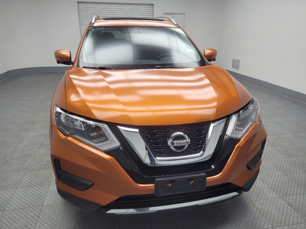 2017 Nissan Rogue in Indianapolis, IN 46219 - 18091401 14