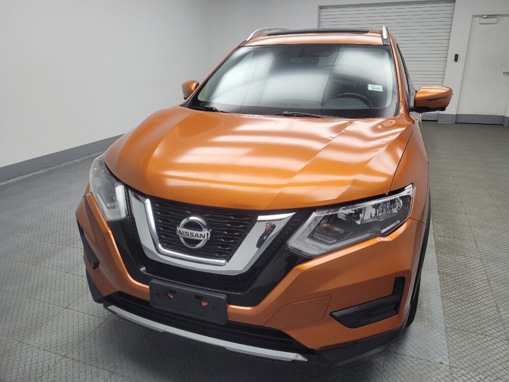 2017 Nissan Rogue in Indianapolis, IN 46219 - 18091401 15