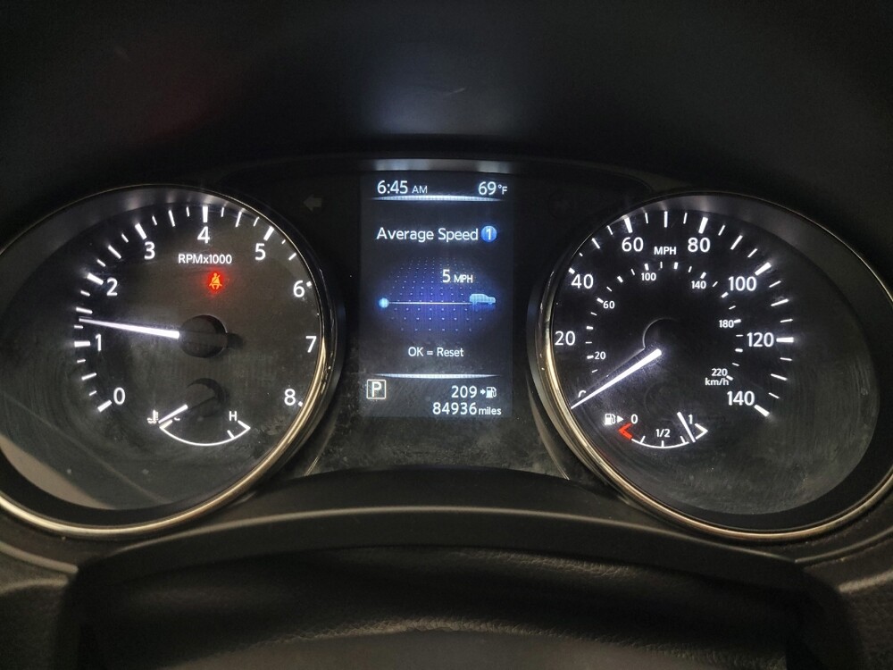 2017 Nissan Rogue in Indianapolis, IN 46219 - 18091401 23