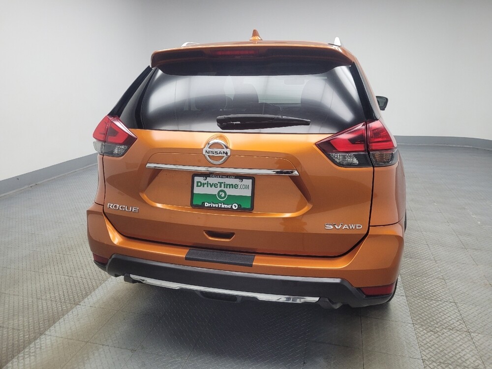2017 Nissan Rogue in Indianapolis, IN 46219 - 18091401 7