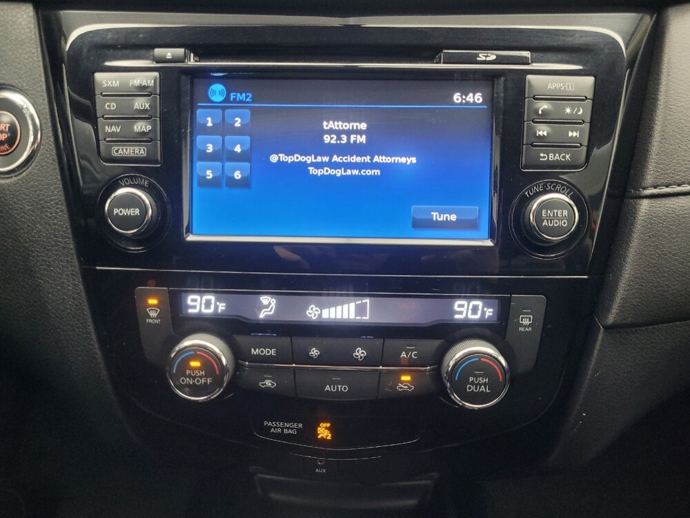 2017 Nissan Rogue in Indianapolis, IN 46219 - 18091401 25