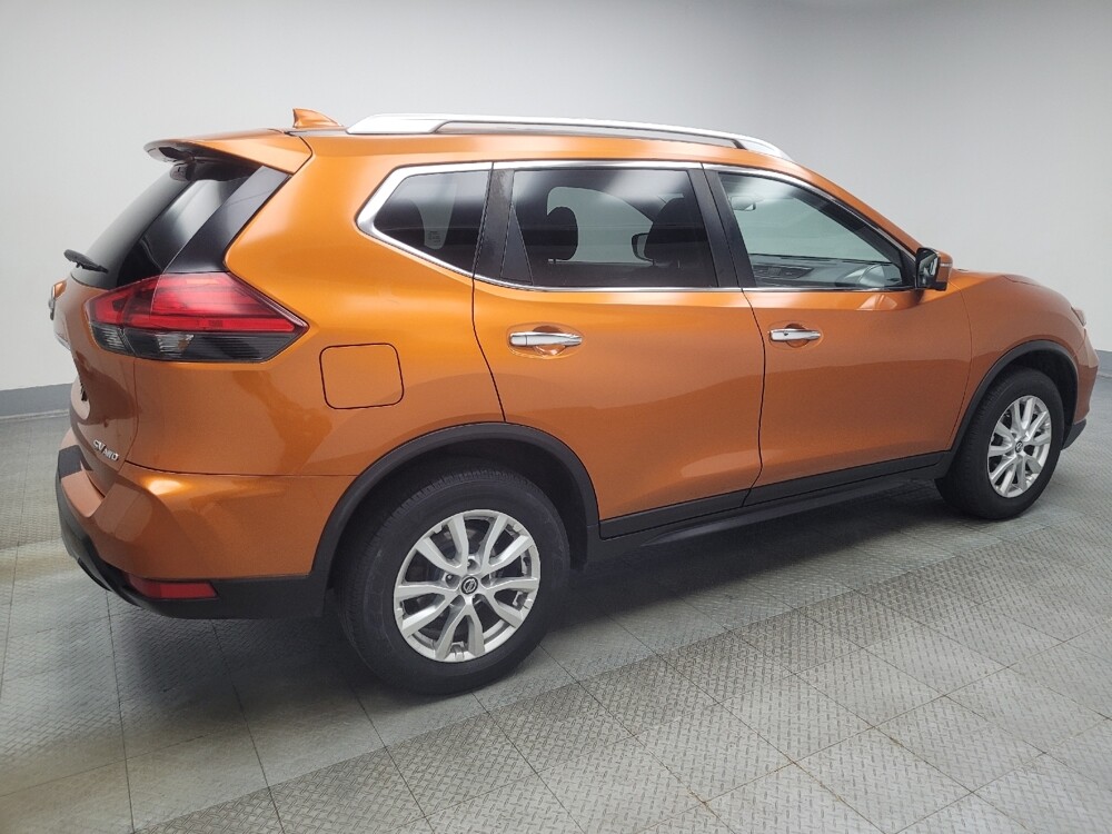 2017 Nissan Rogue in Indianapolis, IN 46219 - 18091401 10