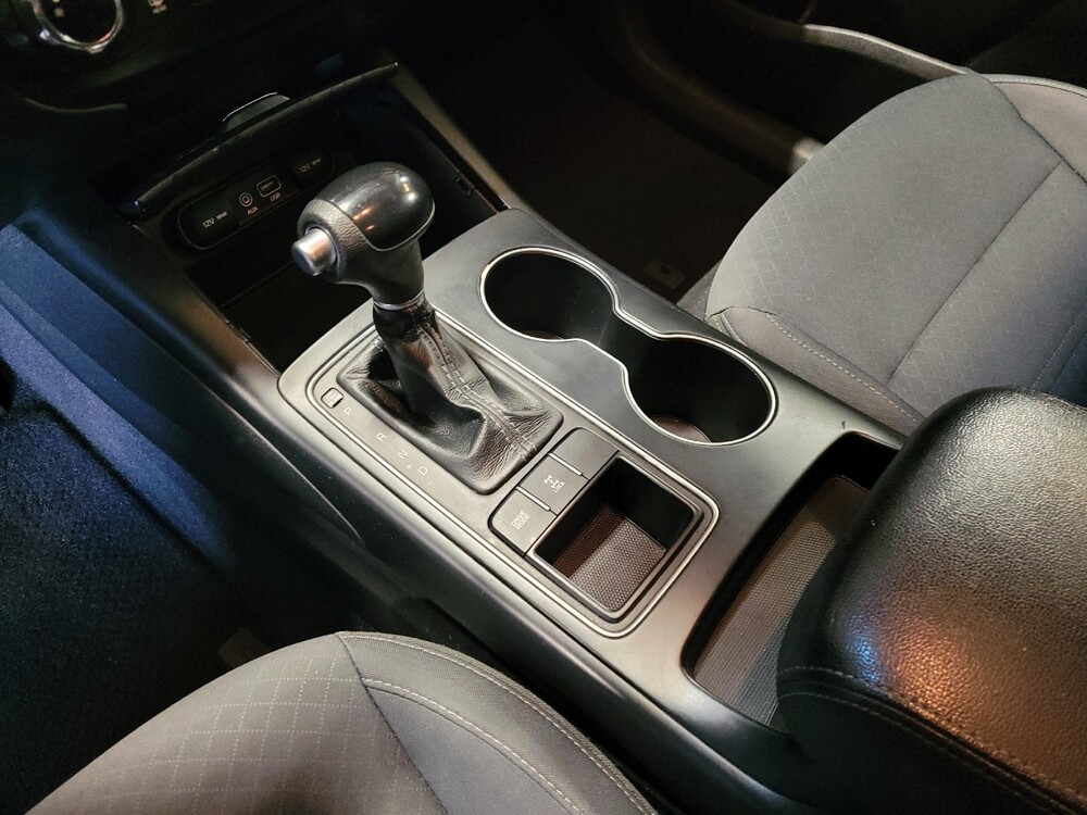 2017 Kia Sorento in Ocala, FL 34471 - 18091404 26