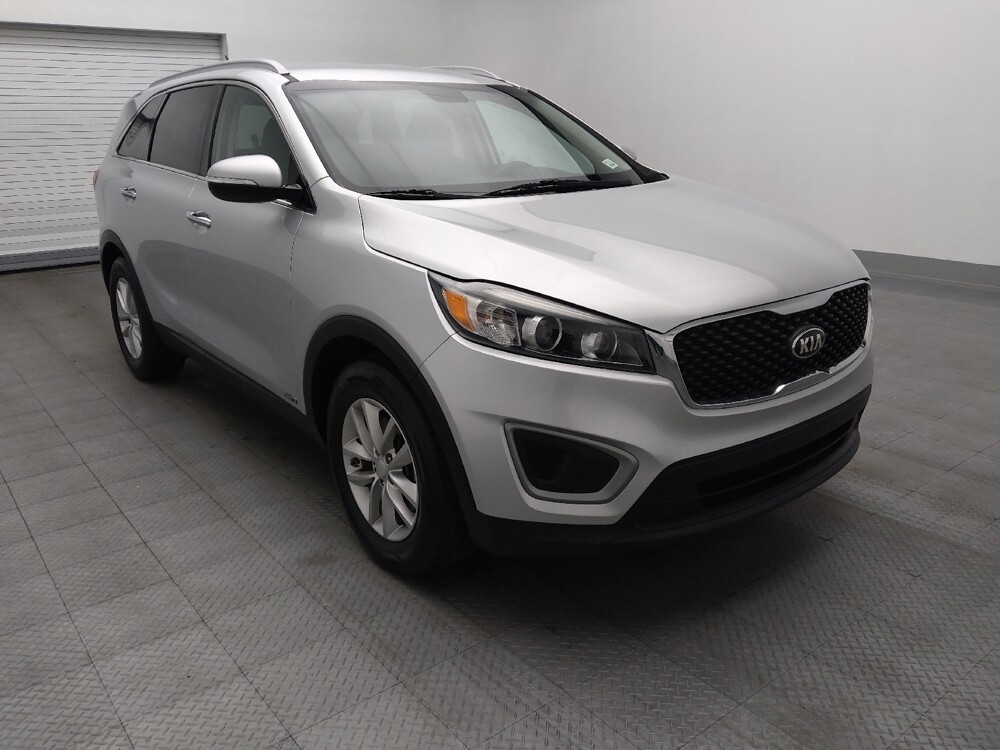 2017 Kia Sorento in Ocala, FL 34471 - 18091404 13