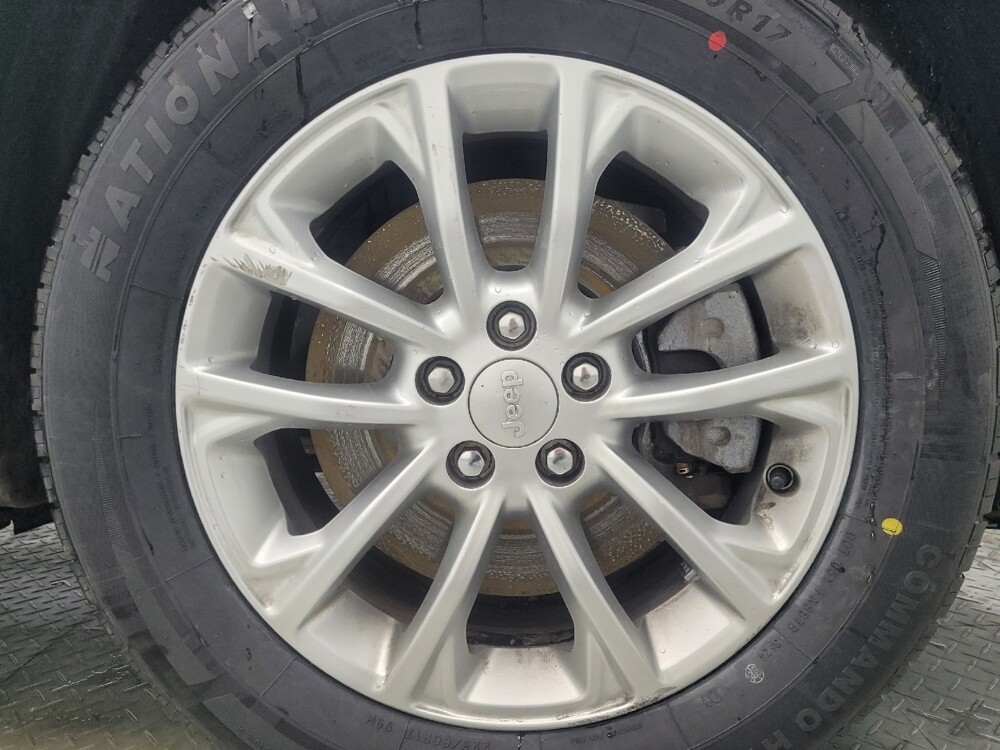 2019 Jeep Cherokee in Indianapolis, IN 46219 - 18091408 31