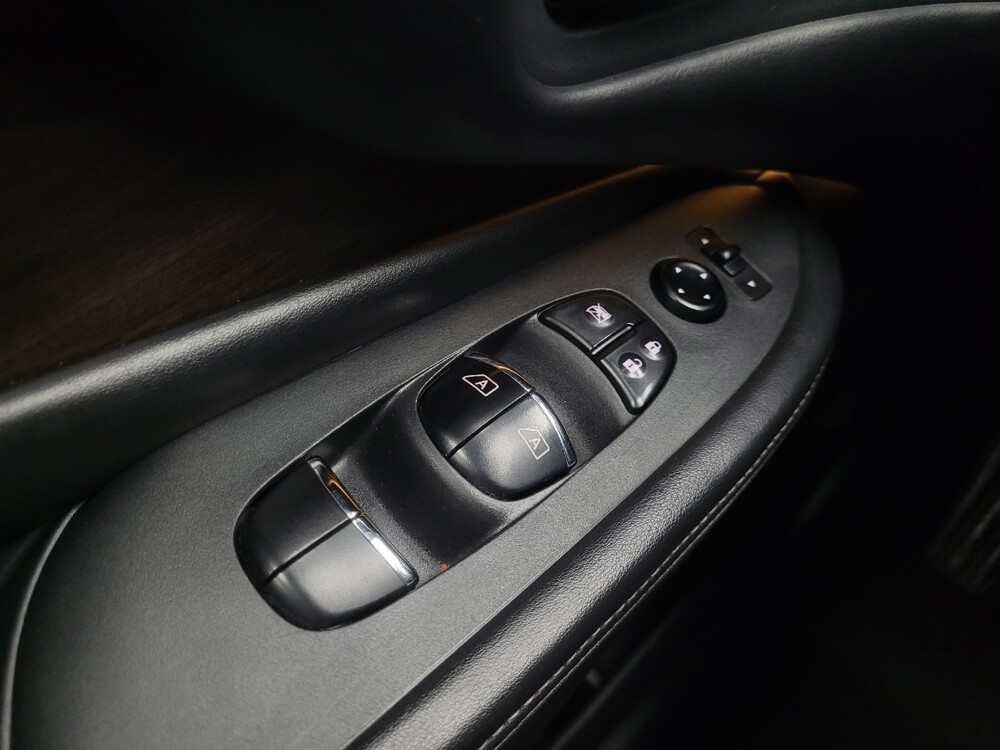 2019 Nissan Murano in Indianapolis, IN 46219 - 18091409 27