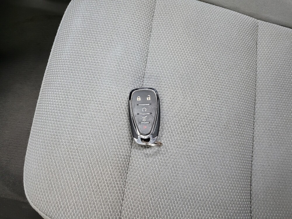 2019 Chevrolet Traverse in Langhorne, PA 19047 - 18091413 32