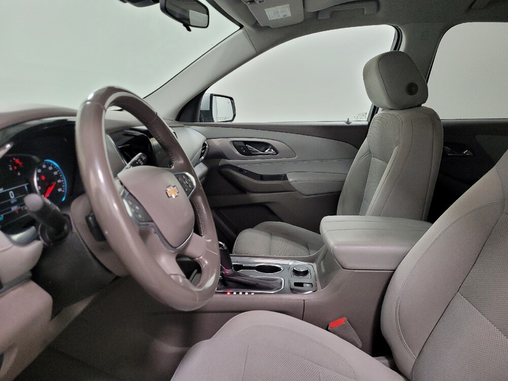 2019 Chevrolet Traverse in Langhorne, PA 19047 - 18091413 17