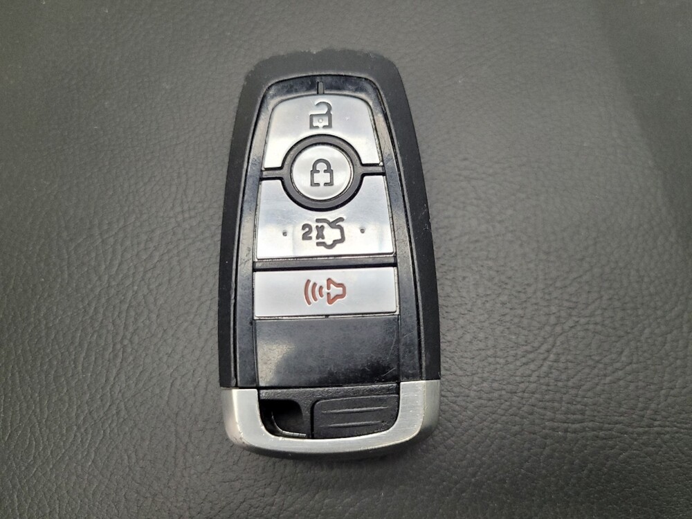 2020 Ford Fusion in Las Vegas, NV 89104 - 18091418 32