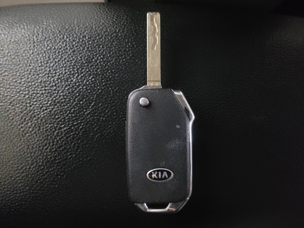 2020 Kia Forte in Union City, GA 30291 - 18091429 32