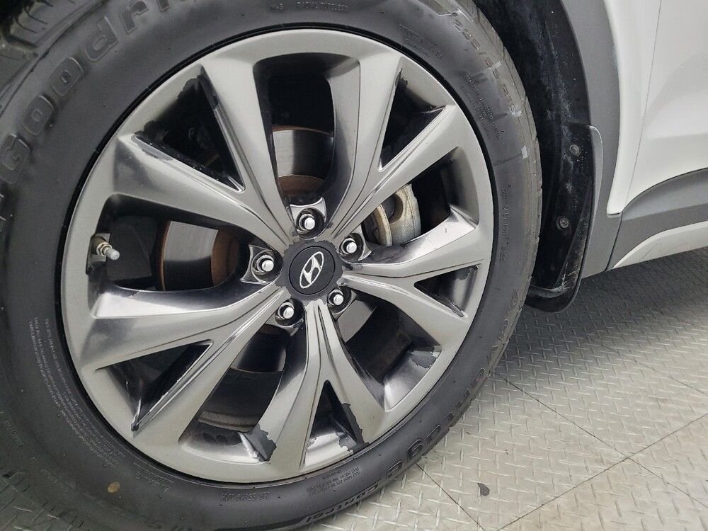 2017 Hyundai Santa Fe in Savannah, GA 31419 - 18091435 31