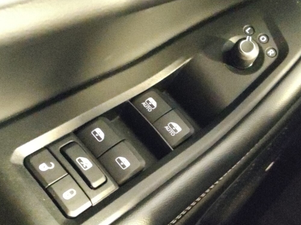 2021 Jeep Grand Cherokee L in Houston, TX 77074 - 18091442 27