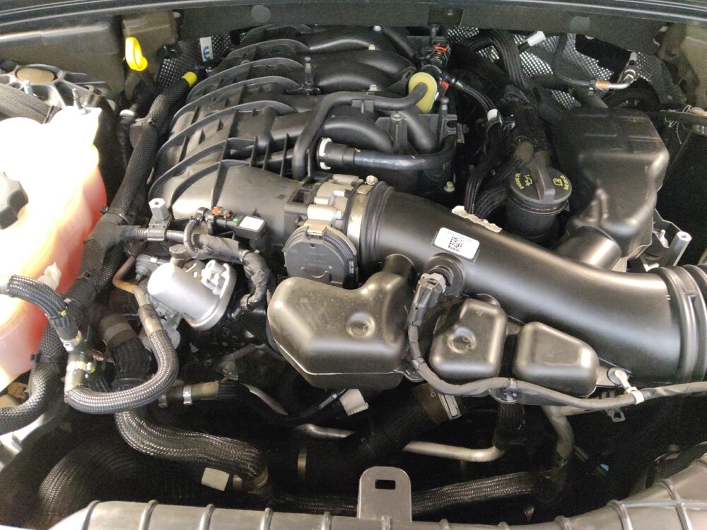 2021 Jeep Grand Cherokee L in Houston, TX 77074 - 18091442 30