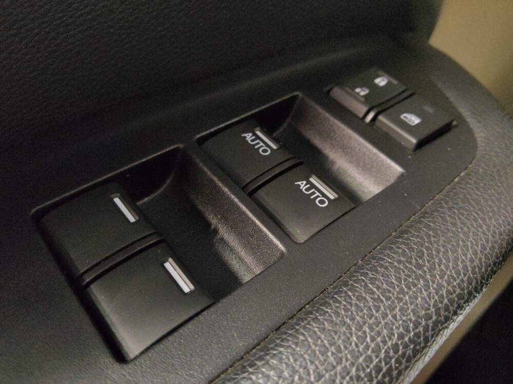 2018 Honda Pilot in Albuquerque, NM 87113 - 18091444 27