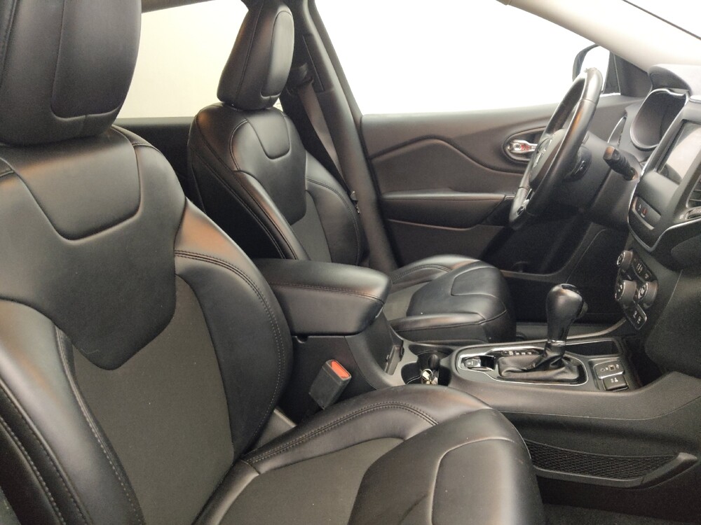 2019 Jeep Cherokee in Jacksonville, FL 32210 - 18091451 21