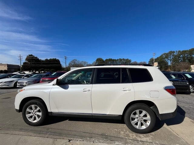2012 Toyota Highlander in Greenville, SC 29607 - 18091486 7