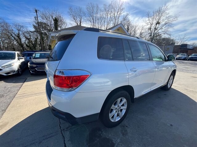 2012 Toyota Highlander in Greenville, SC 29607 - 18091486 4