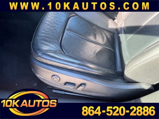 2012 Toyota Highlander in Greenville, SC 29607 - 18091486