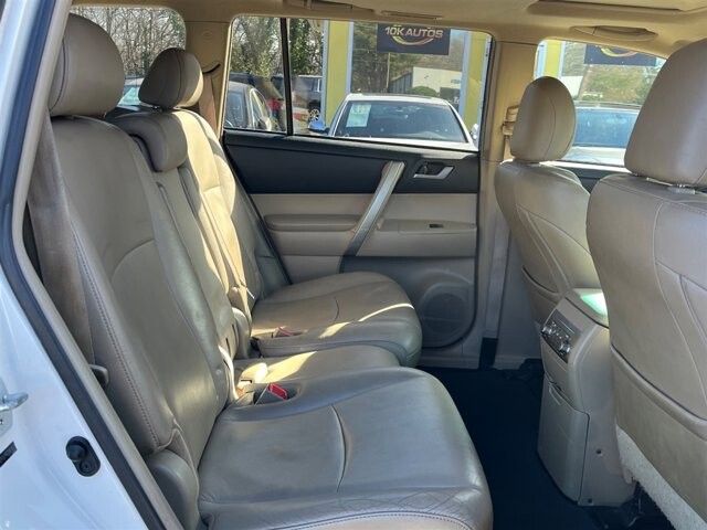 2012 Toyota Highlander in Greenville, SC 29607 - 18091486 21