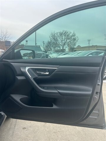 2018 Nissan Altima in Greenville, SC 29607 - 18091487 50