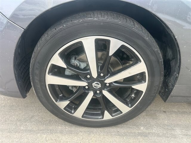 2018 Nissan Altima in Greenville, SC 29607 - 18091487 49