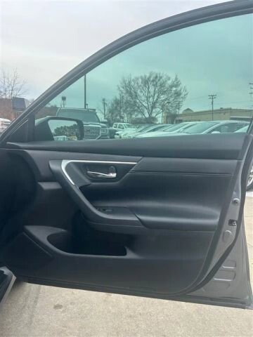 2018 Nissan Altima in Greenville, SC 29607 - 18091487 14