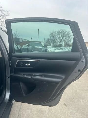 2018 Nissan Altima in Greenville, SC 29607 - 18091487 17