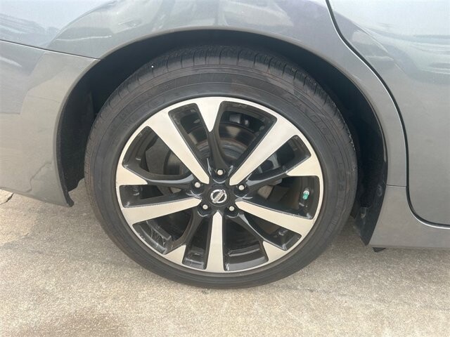 2018 Nissan Altima in Greenville, SC 29607 - 18091487 47