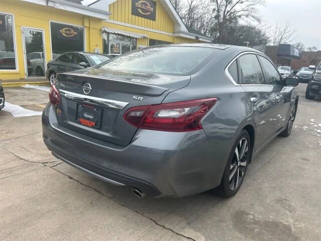 2018 Nissan Altima in Greenville, SC 29607 - 18091487 3