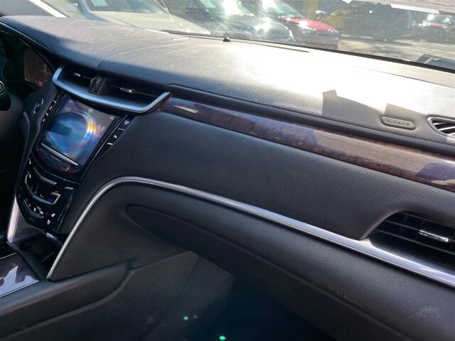 2013 Cadillac XTS in Greenville, SC 29607 - 18091488 14