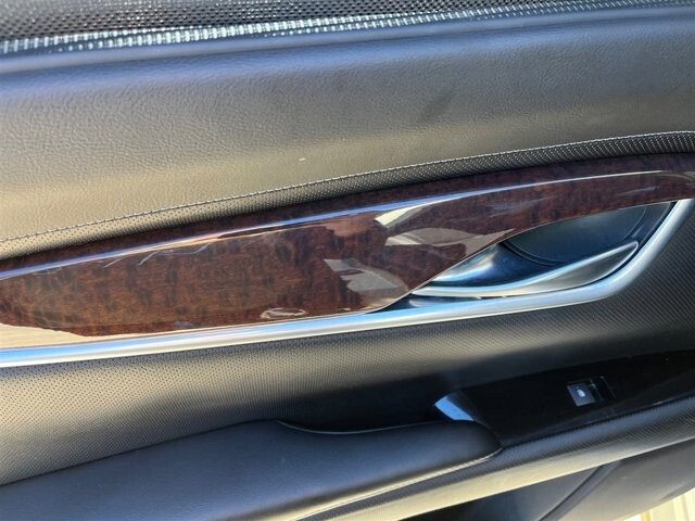 2013 Cadillac XTS in Greenville, SC 29607 - 18091488 25