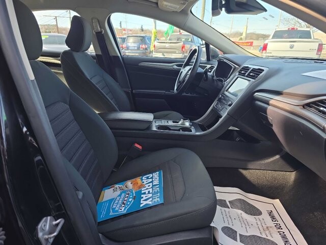 2020 Ford Fusion in Knoxville, TN 37912 - 18091498 9