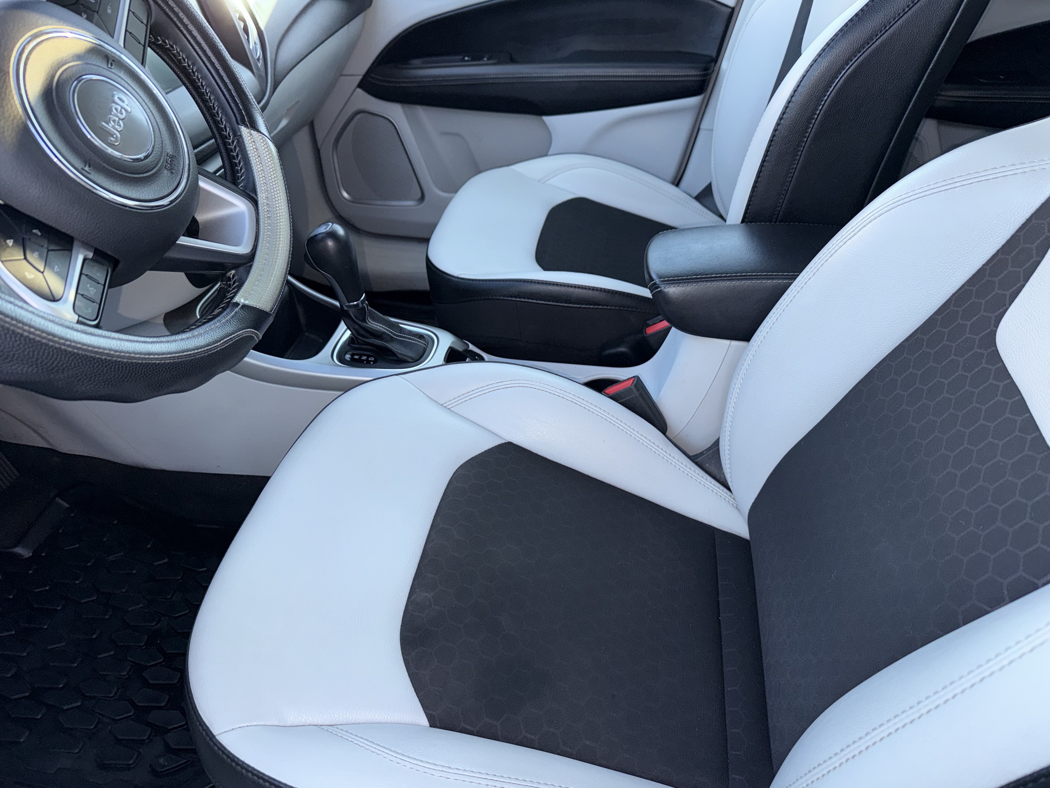 2020 Jeep Compass in Phoenix, AZ 85022 - 18091517 9