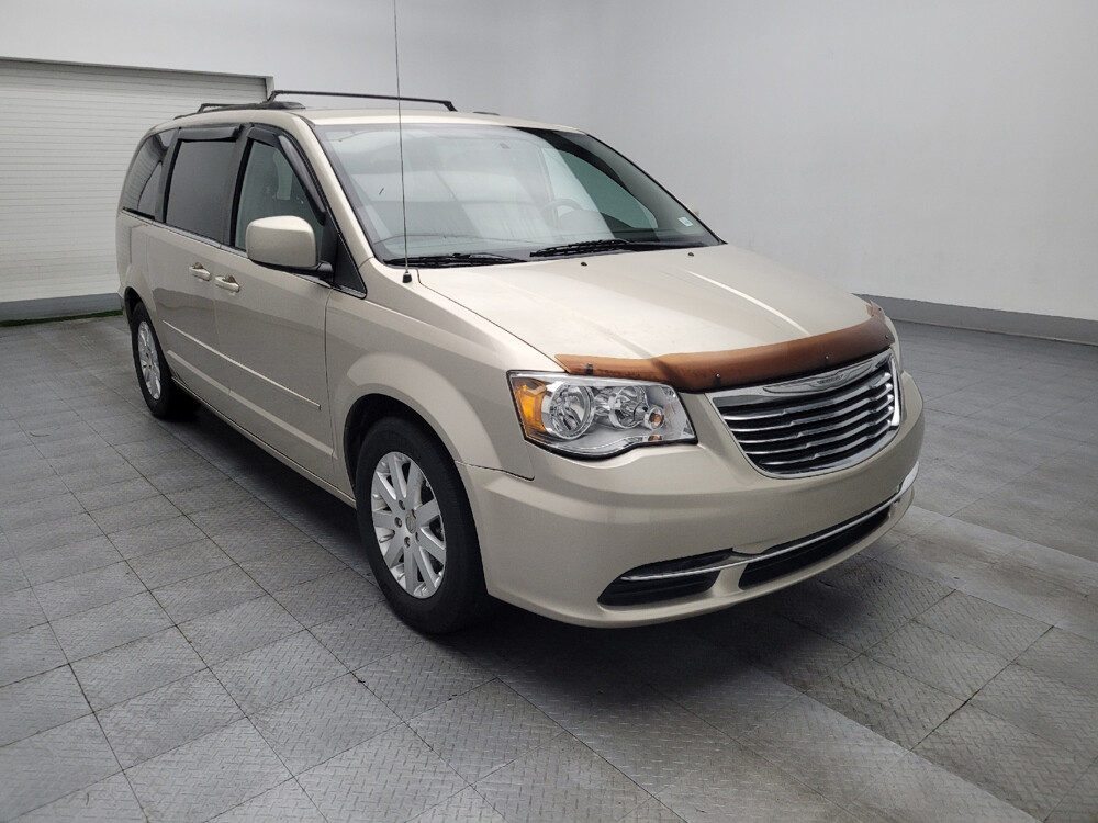 2015 Chrysler Town & Country in Conyers, GA 30094 - 18091526 13
