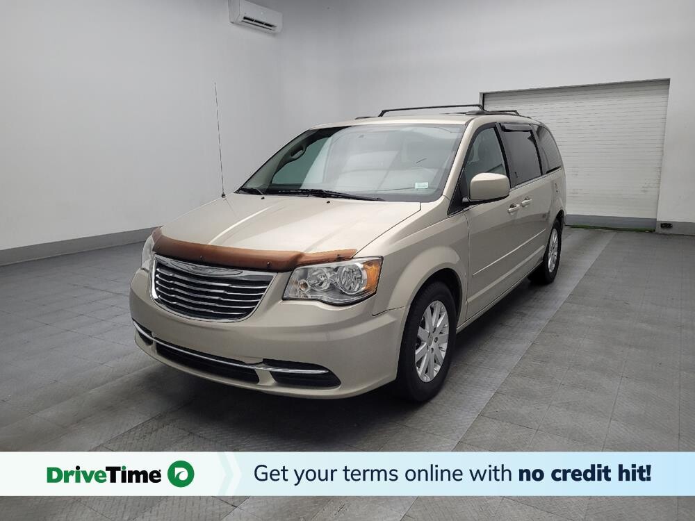 2015 Chrysler Town & Country in Conyers, GA 30094 - 18091526