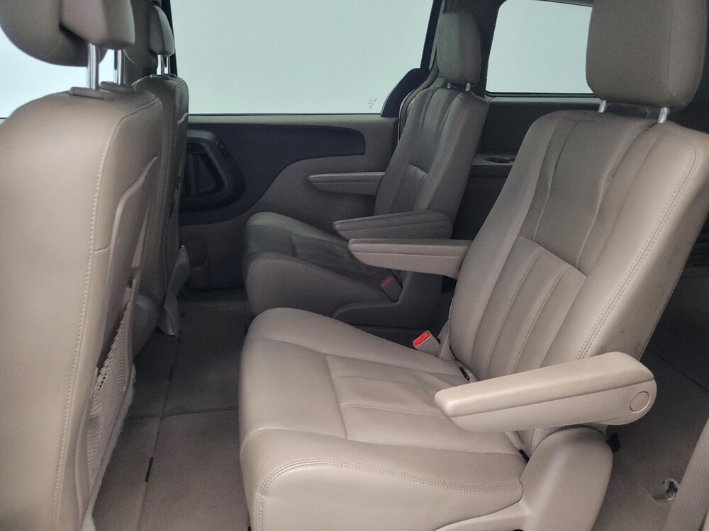 2015 Chrysler Town & Country in Conyers, GA 30094 - 18091526 18